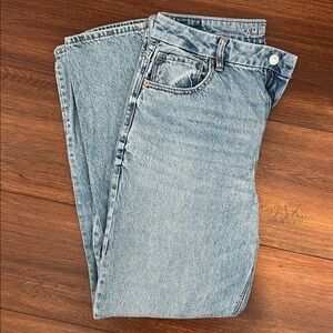 American Eagle Outfitters Light Blue Straight Leg Jeans